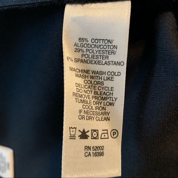 3 for $30! DKNY black mini skirt. Size 4‎ - Picture 5 of 7